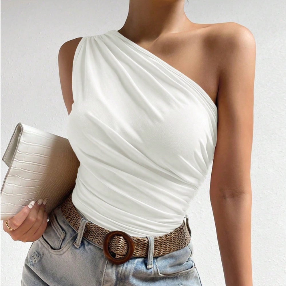 White Ruched Asymmetrical Slim Fit One Shoulder Top
